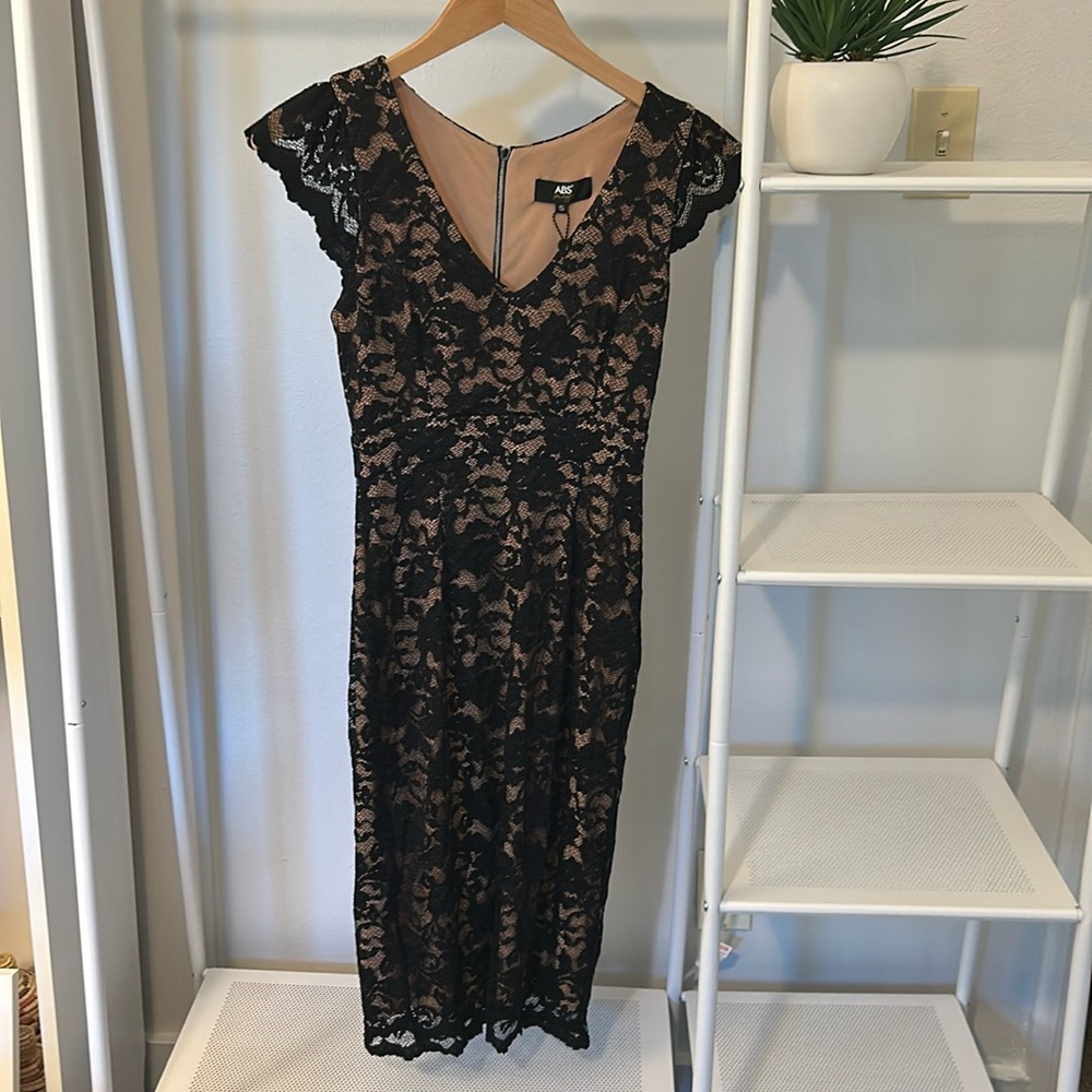 ABS lace cocktail dress